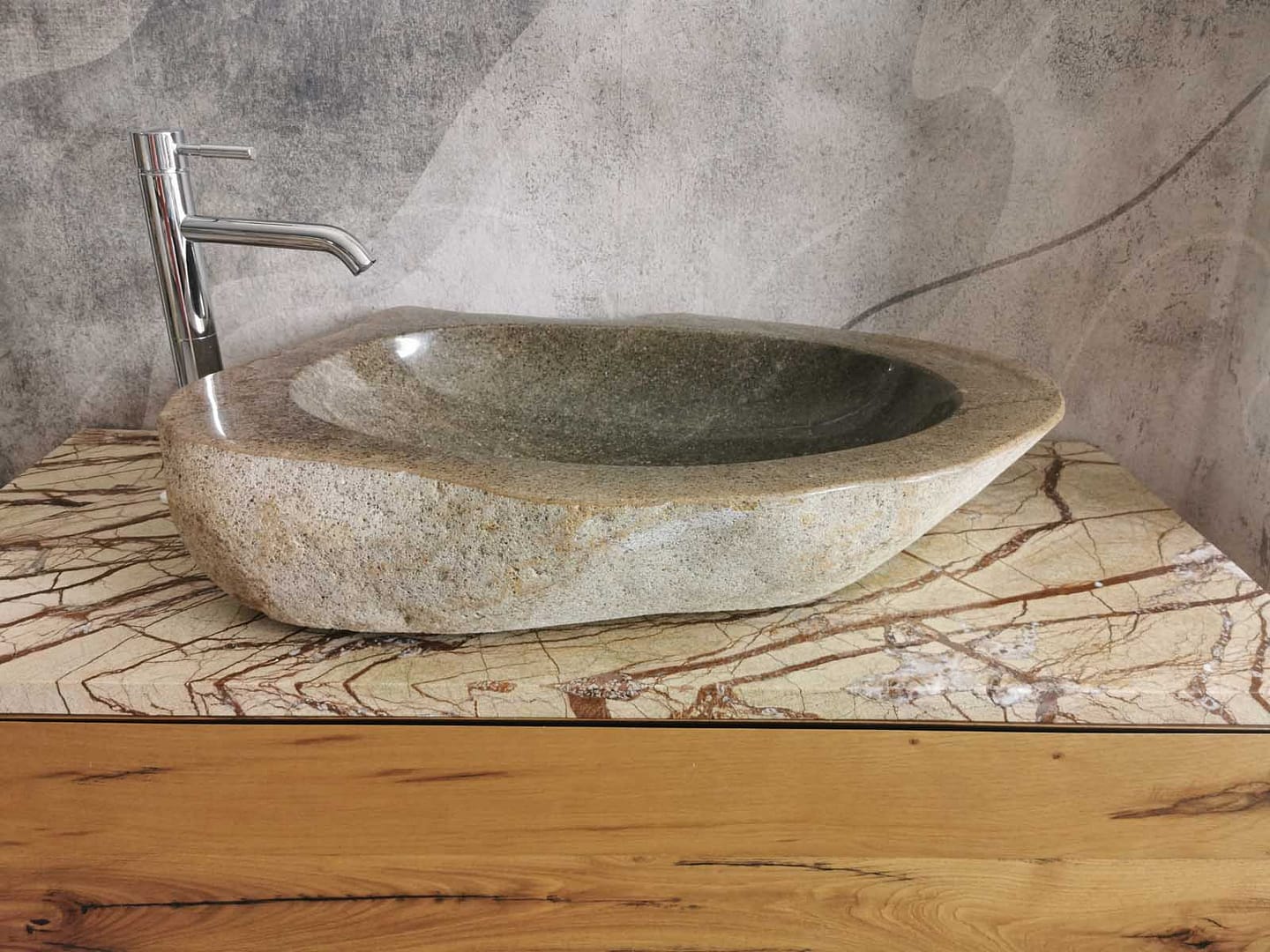 lavandini-da-bagno-in-pietra.jpg
