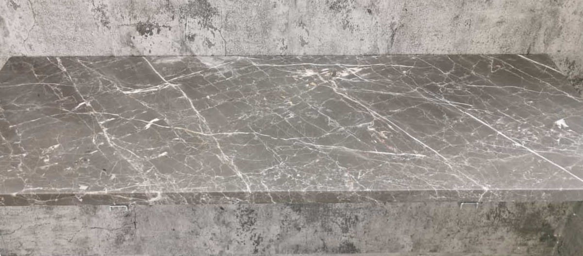 étagère en marbre de salle de bain en marbre mat