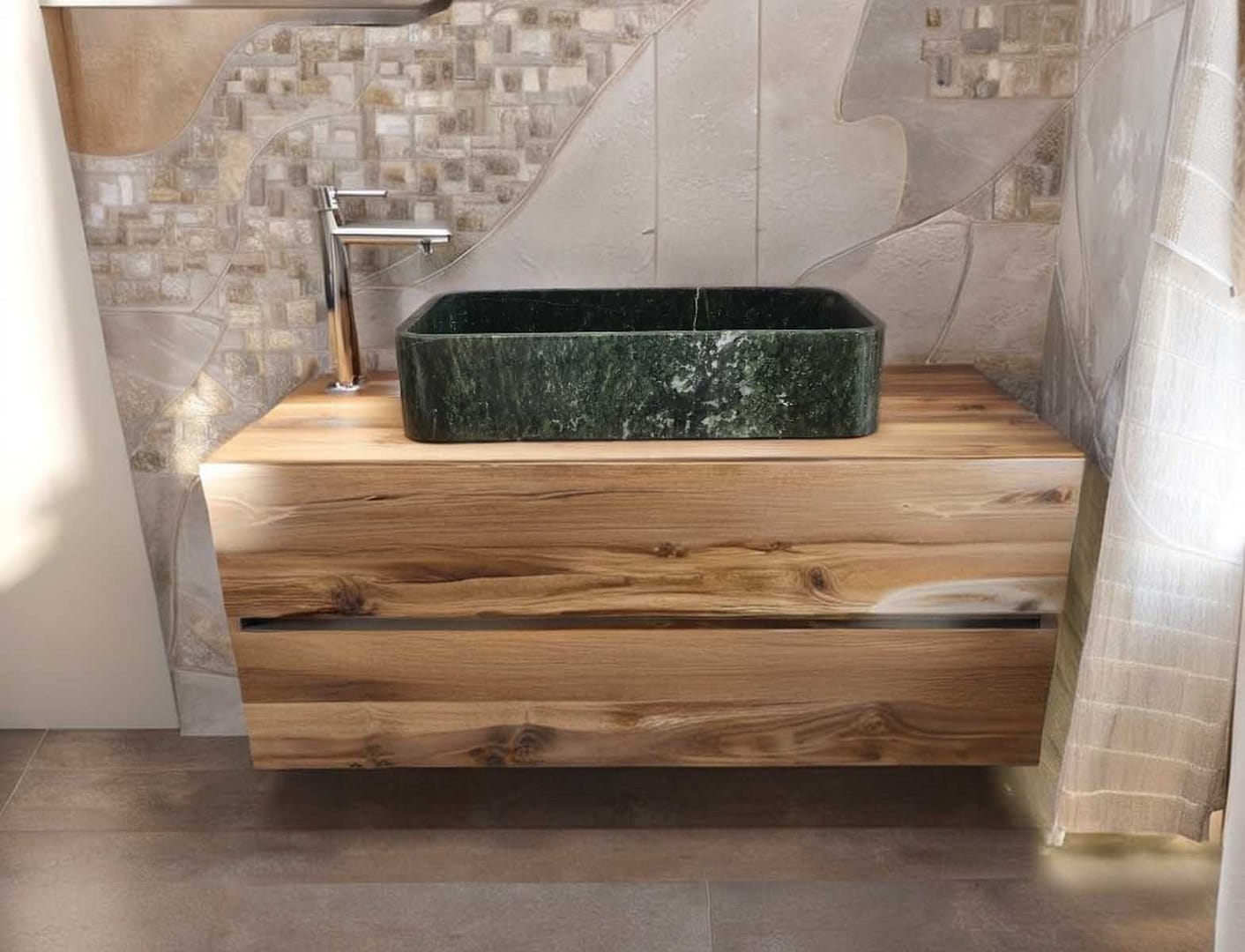 lavabo-moderno-in-marmo-verde-da-appoggio-particolare-da-bagno.jpg