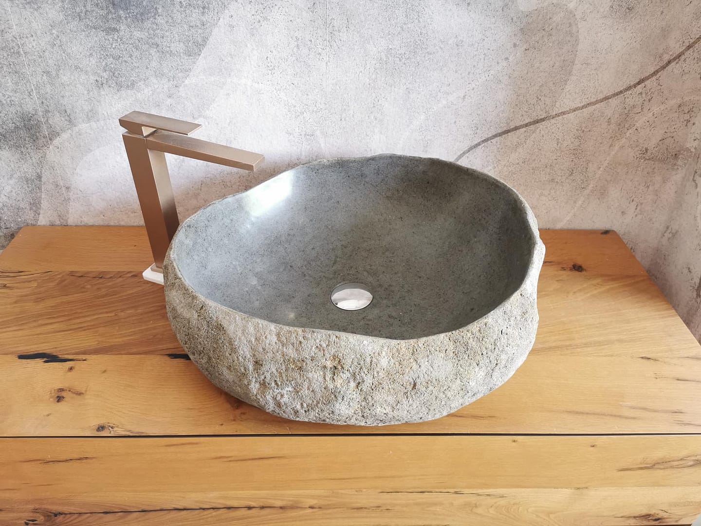 Vasque en pierre brute pour salle de bain 54x50x16-19 cm