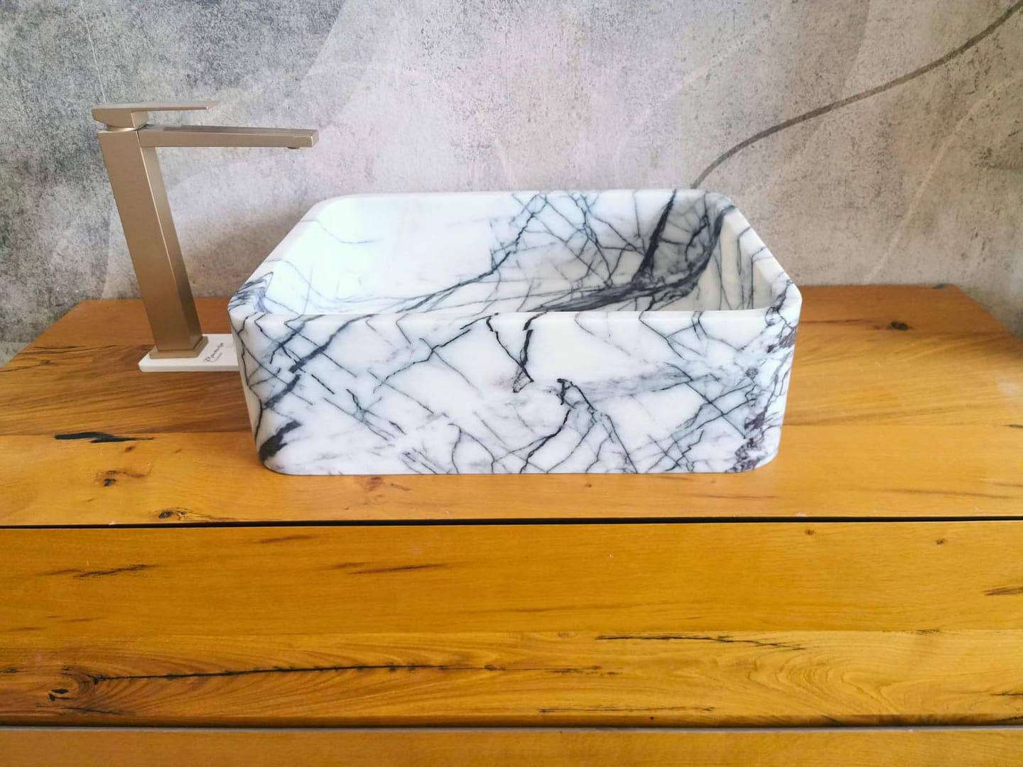 Vasque design en marbre Lilac 50x40x15 cm