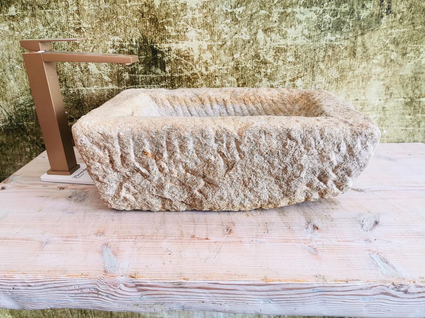 Vasque massive en granit naturel
