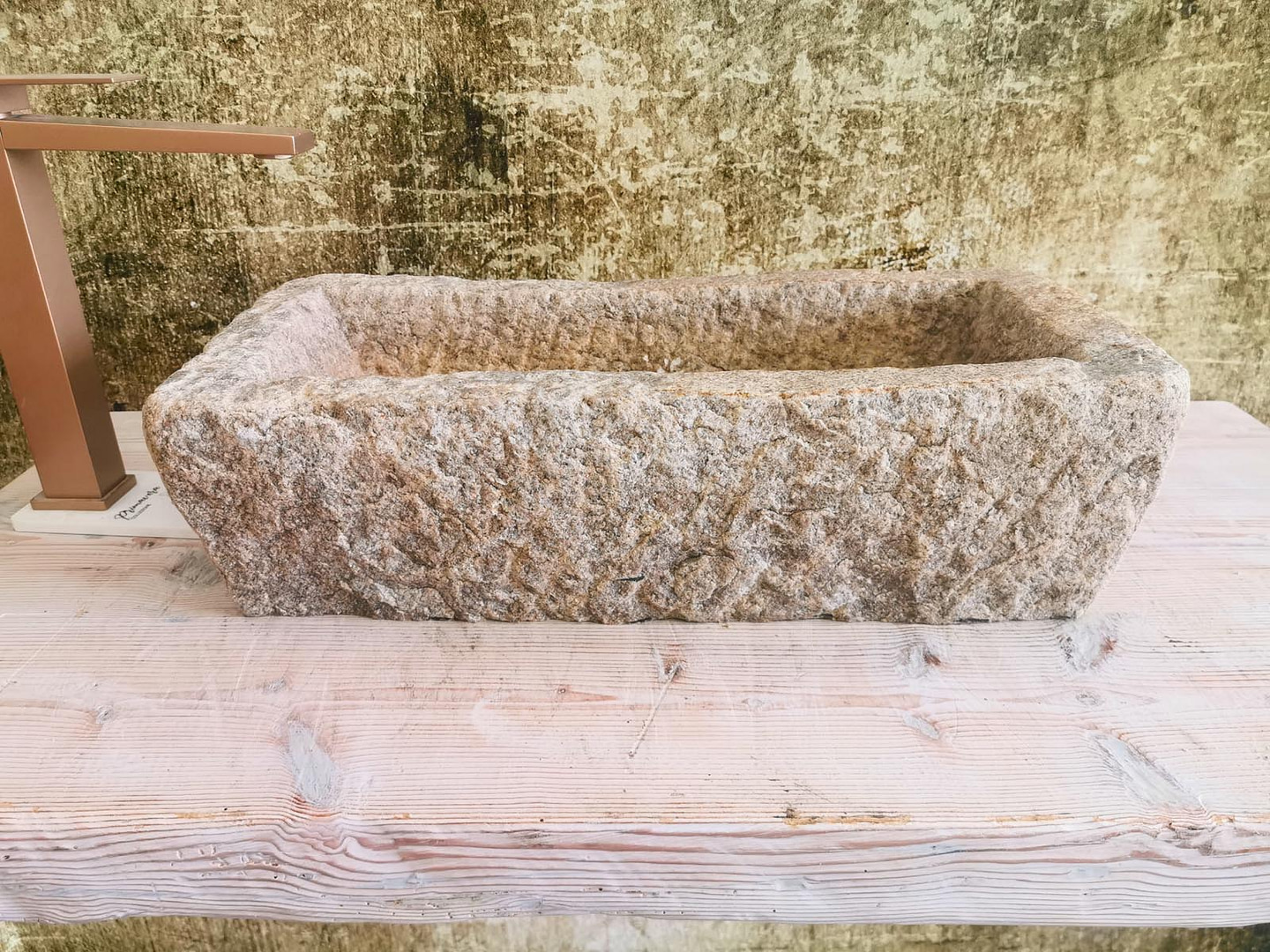 lavello per esterno antico