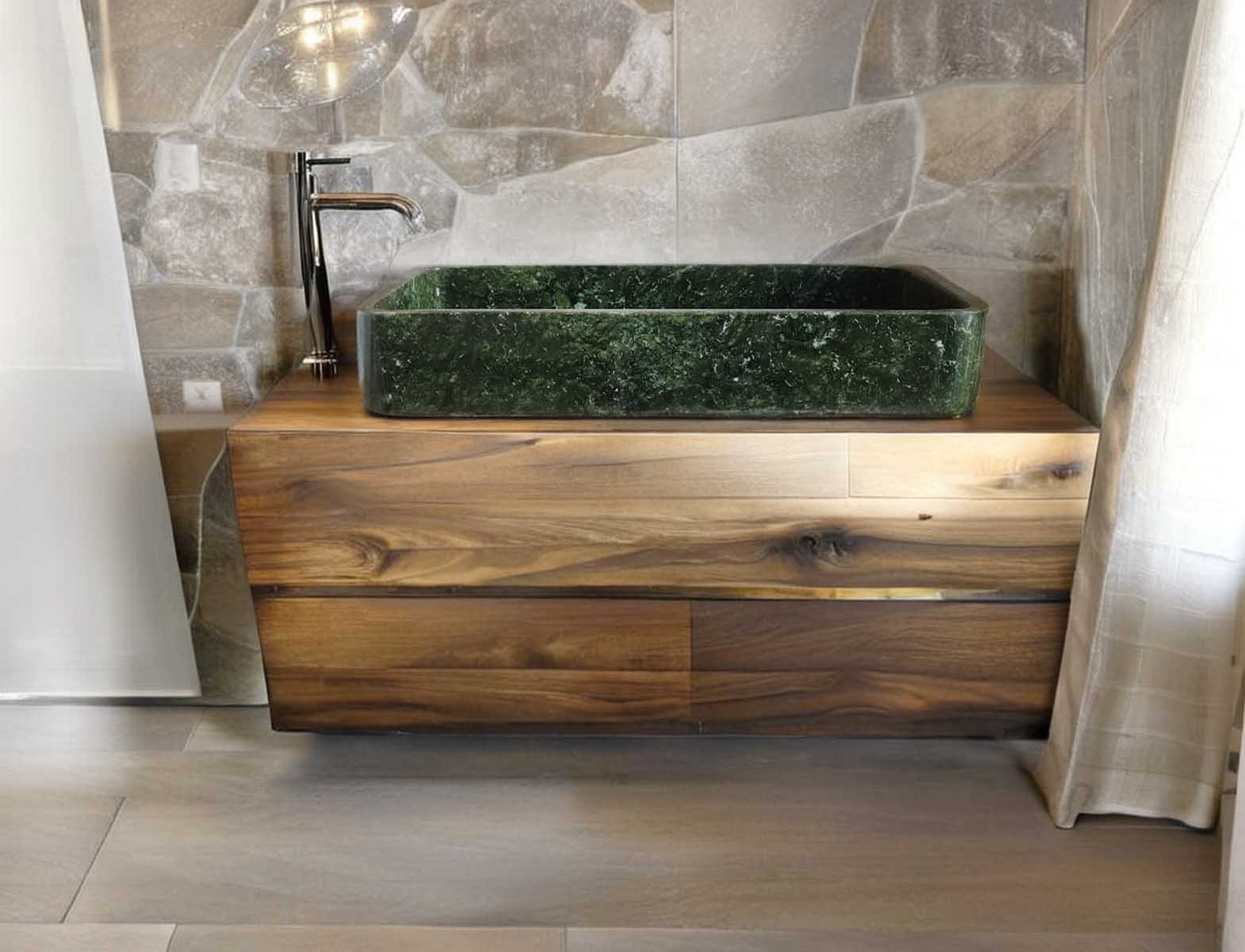 lavabo di design in marmo verde