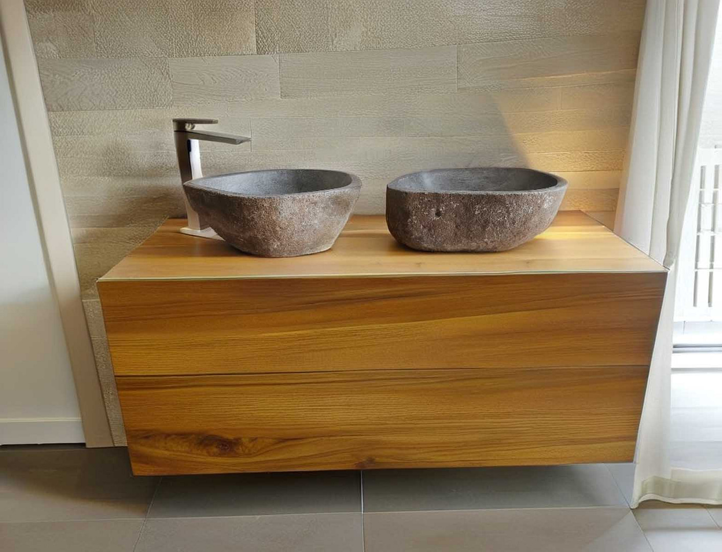 lavabi in pietra di fiume