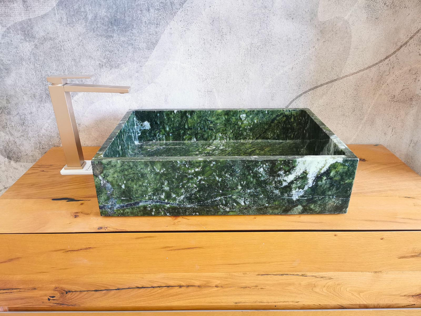 Lavabo in marmo Deep Forest verde per bagno moderno
