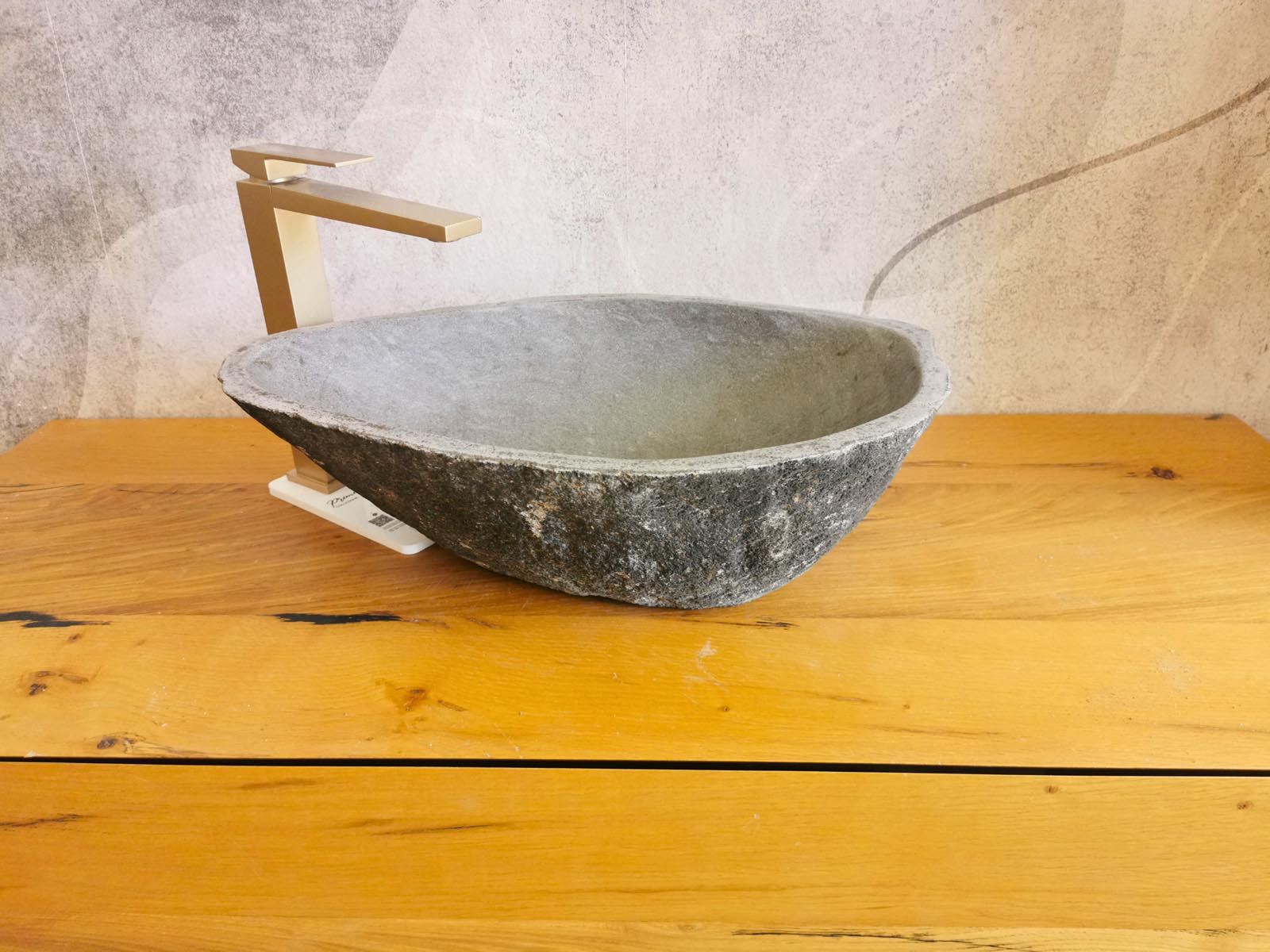 Lavabo da appoggio in pietra di fiume 52x34x15 cm con nuovo foro di scarico