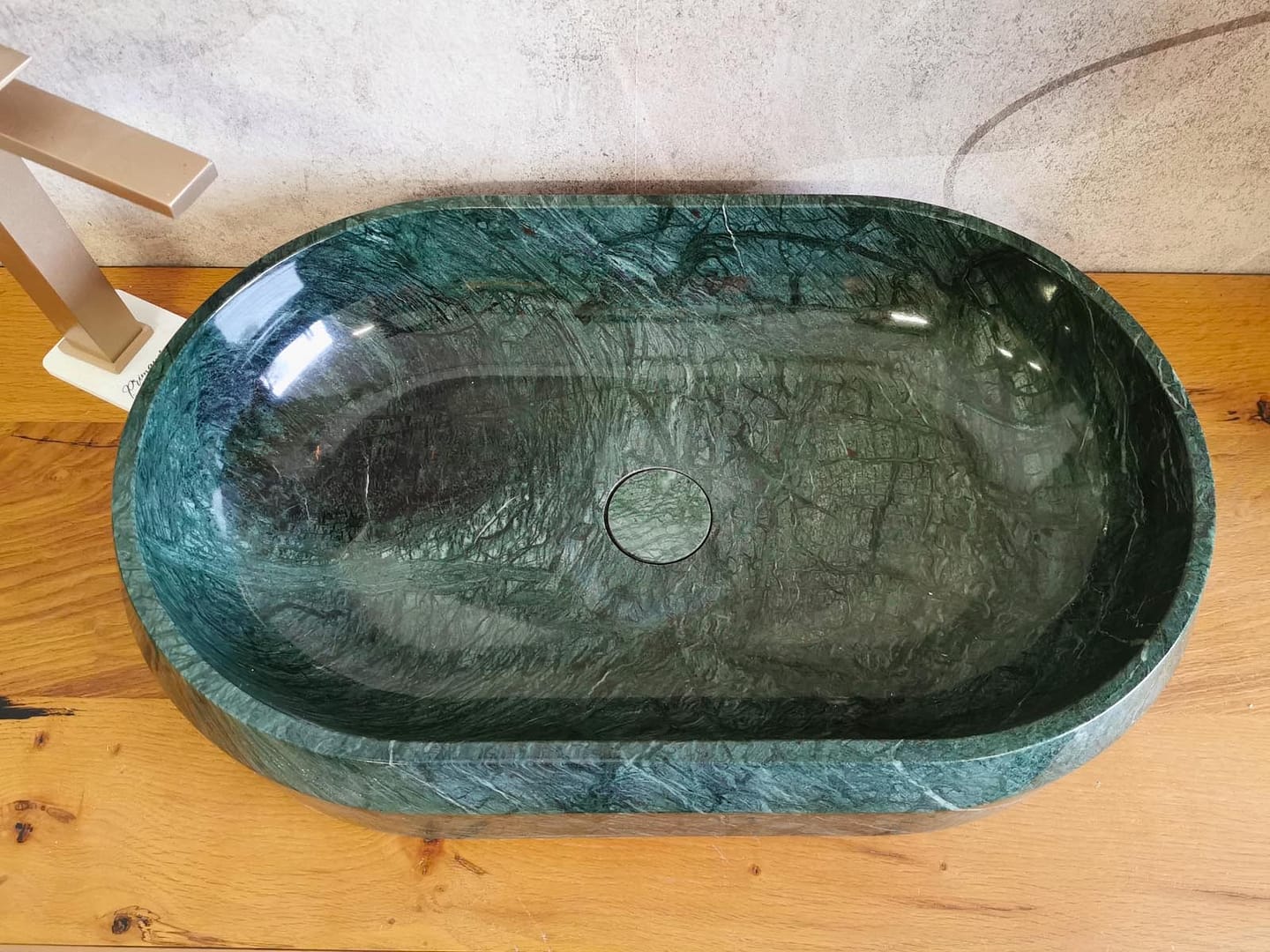 lavabo ovale da bagno moderno colore verde