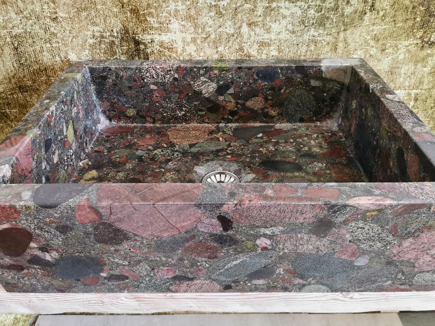 lavello per cucina in granito colorato naturale
