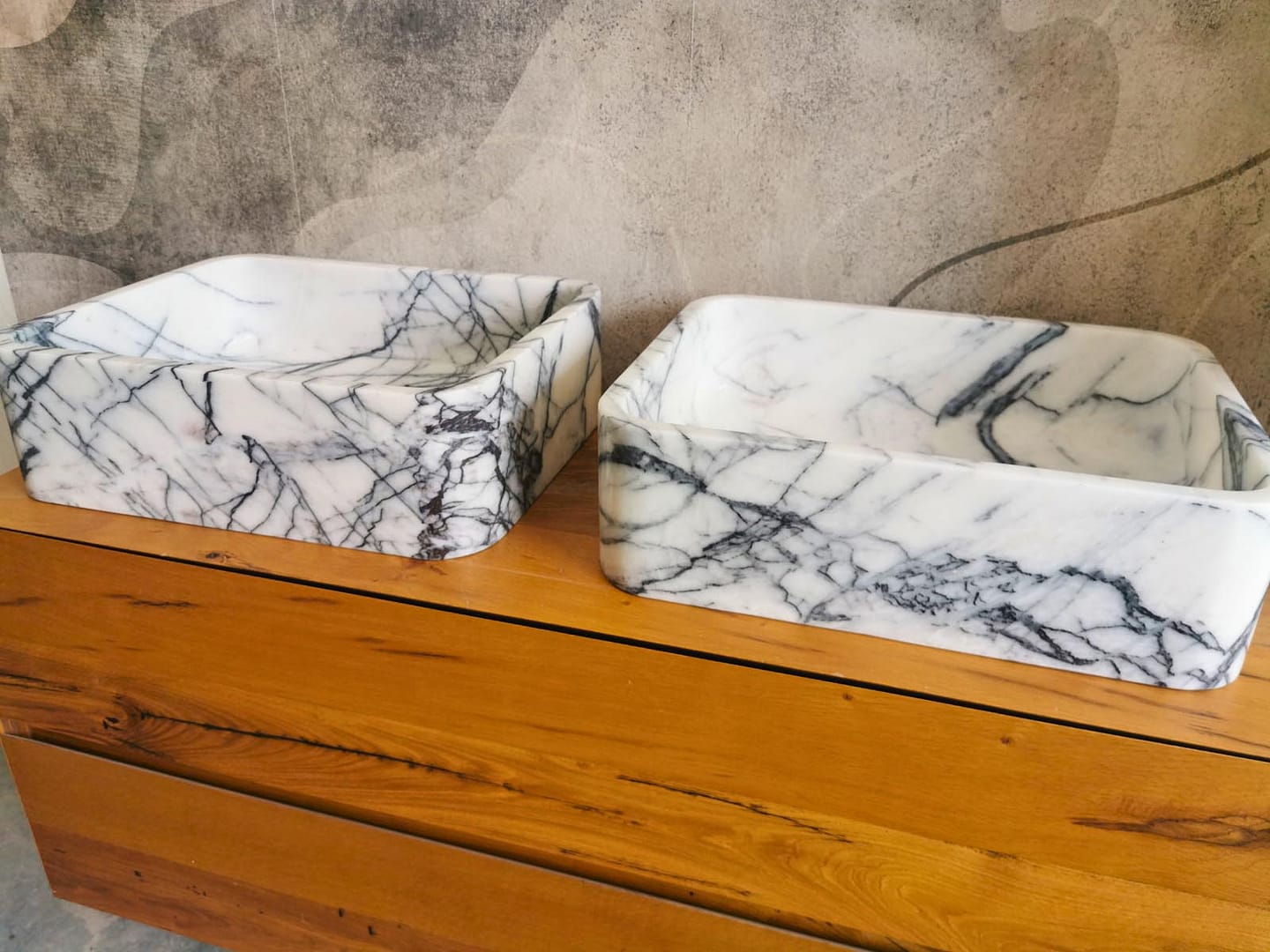 lavabi di design viola