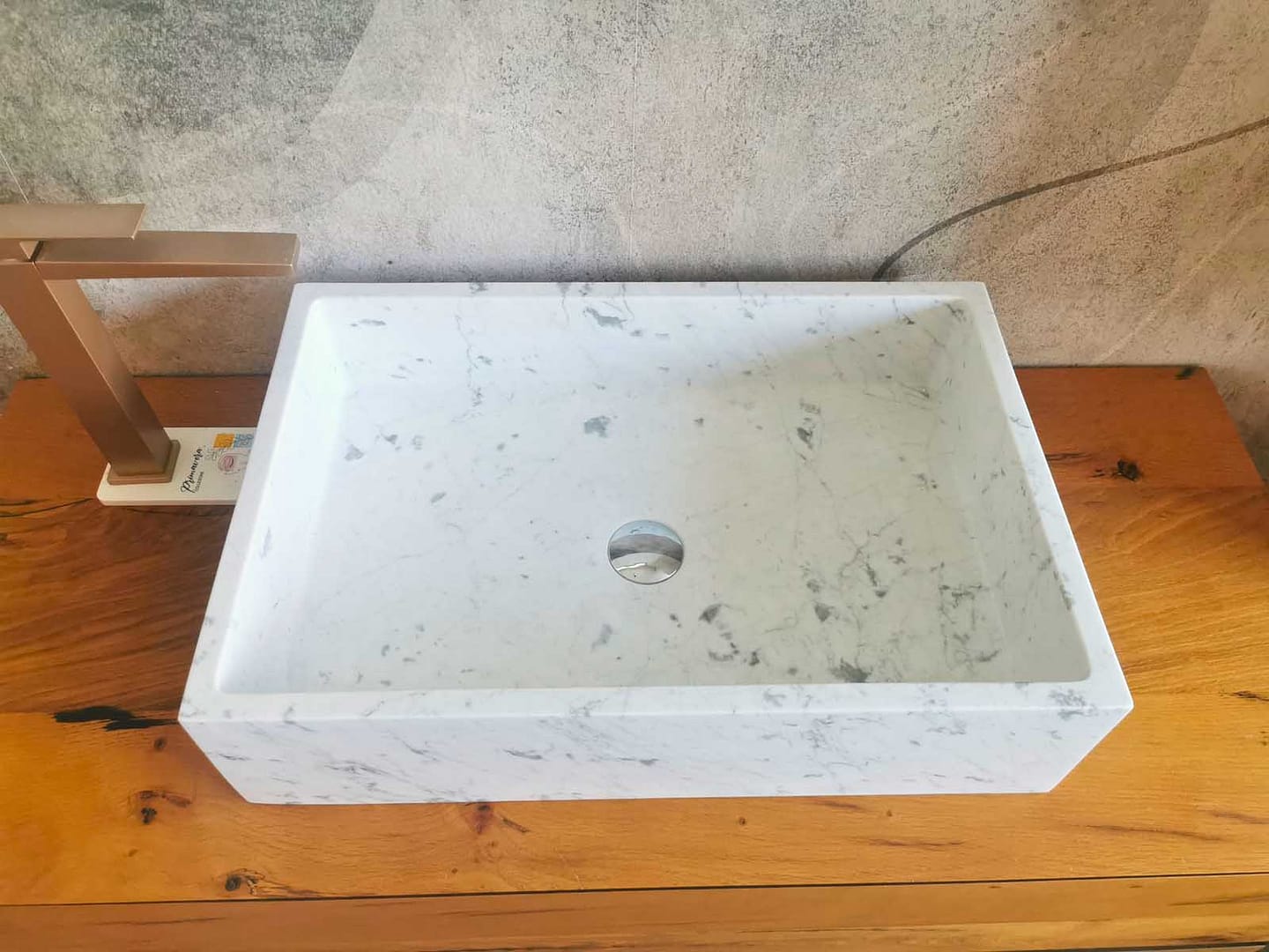 lavabo carrara bianco