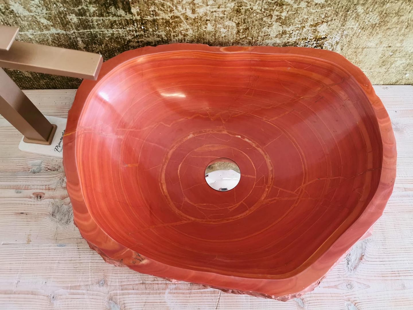 Lavabo in marmo grezzo design rustico