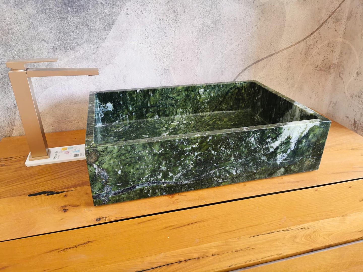 Lavabo in marmo Deep Forest verde design 60×40