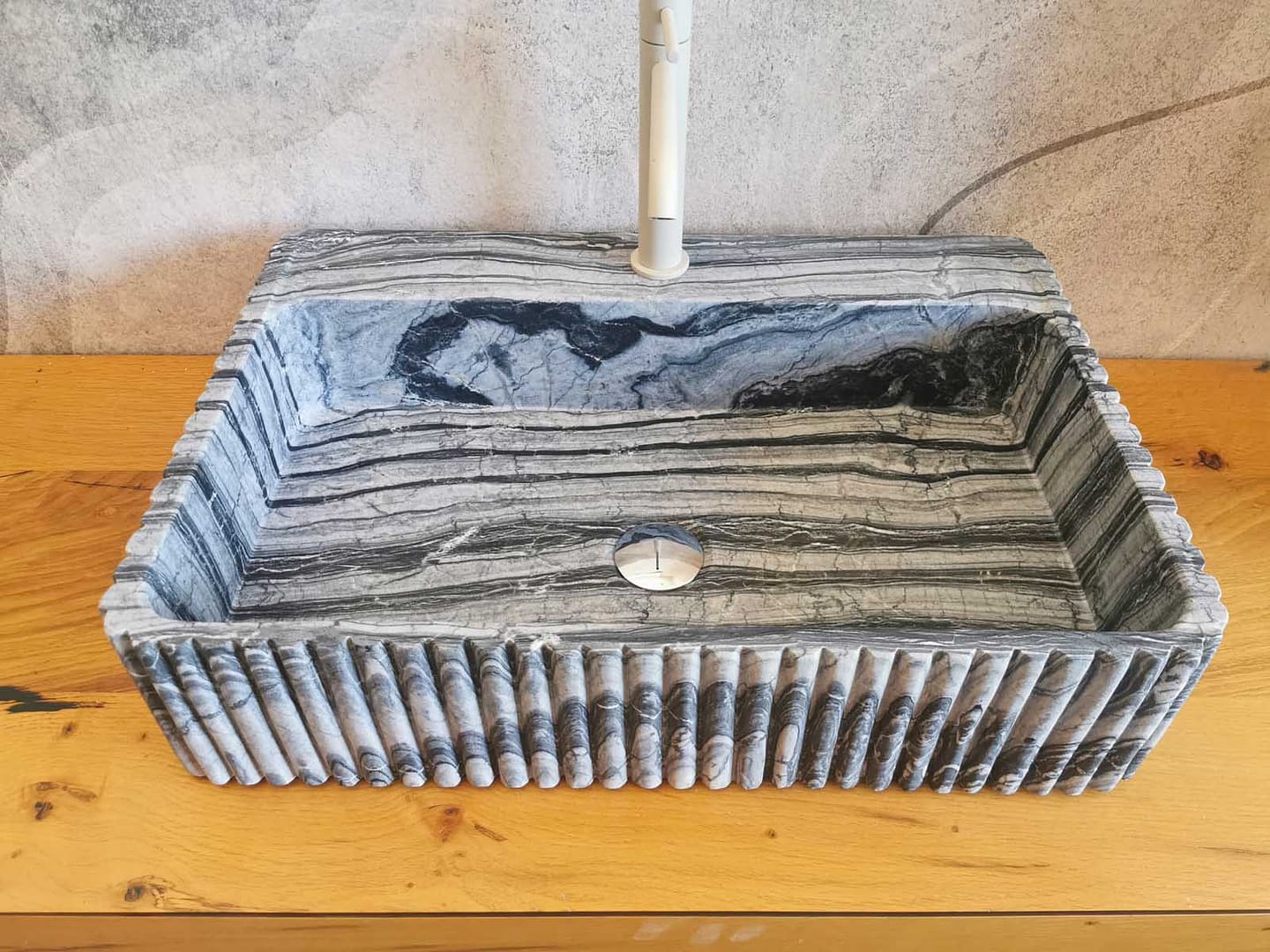 lavabo in marmo lunar