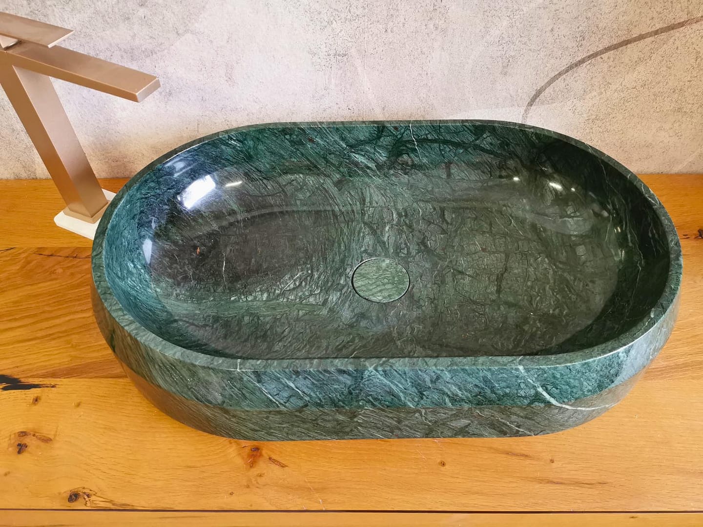 lavandino verde da bagno verde di design