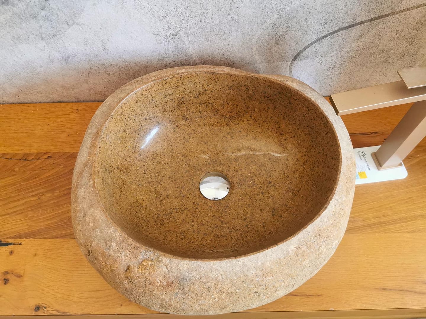 lavabo x bagno in pietr di fiume