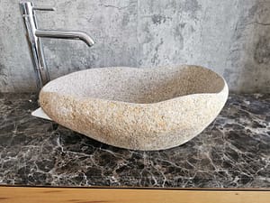 Montare la piletta su un lavabo da appoggio