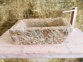 lavabo grezzo antico