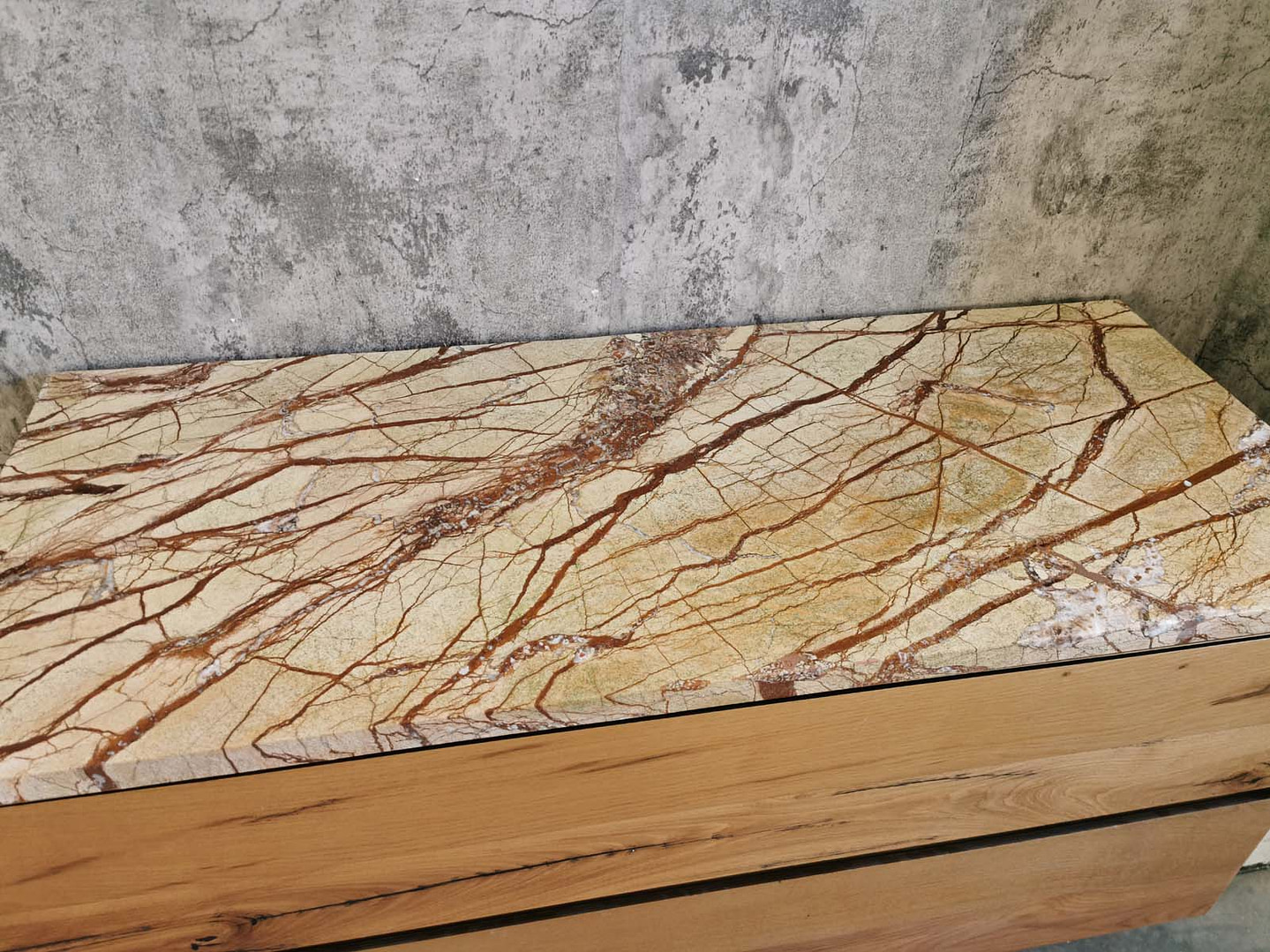 Mensola in marmo Rain forest