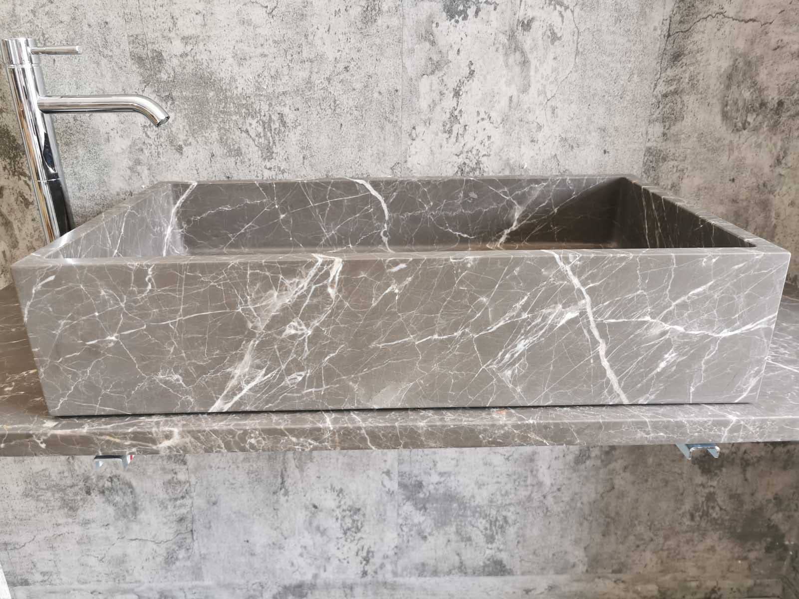 vasque à poser moderne en marbre gris, taille 70×40 cm, finition mate, couleur gris clair