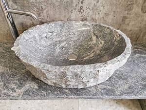évier de salle de bain en granit
